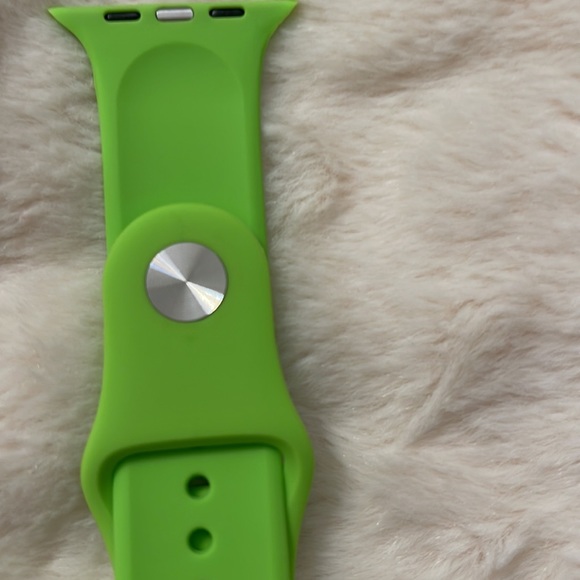 Wristlet.color green - Picture 3 of 4